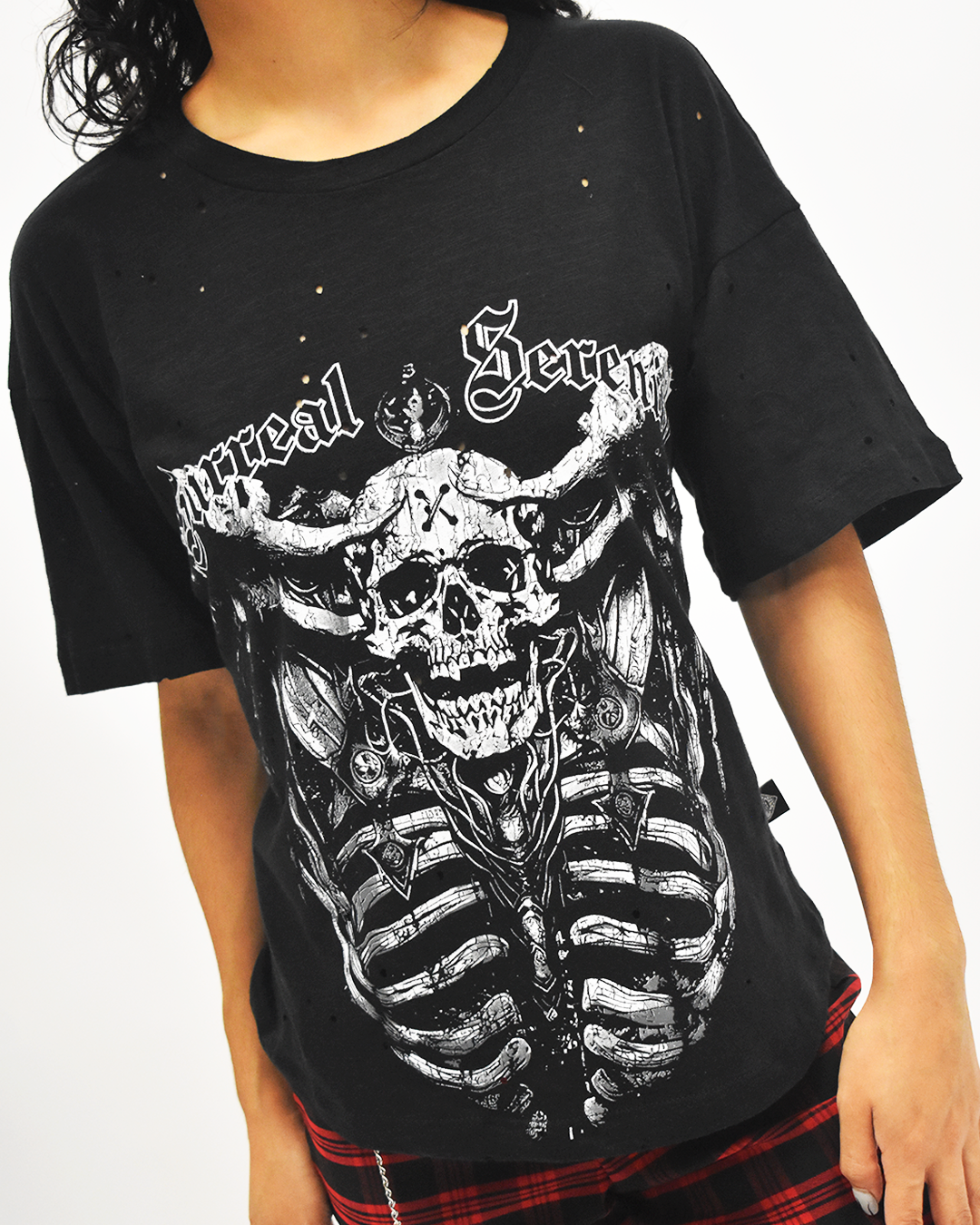 PLAYERA SURREAL OVERSIZE CON DESTRUCCION (7788719571023)