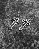 ARETES CRUZ