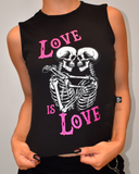 PLAYERA LOVE IS LOVE