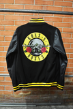 VARSITY GNR CON MANGAS DE VINIPIEL CABALLERO NE CH (7590666109007)