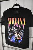 PLAYERA FIT 3 (OVERSIZE) NIRVANA DAMA COLOR NEGRO MODELO 1 N (7607689412687)