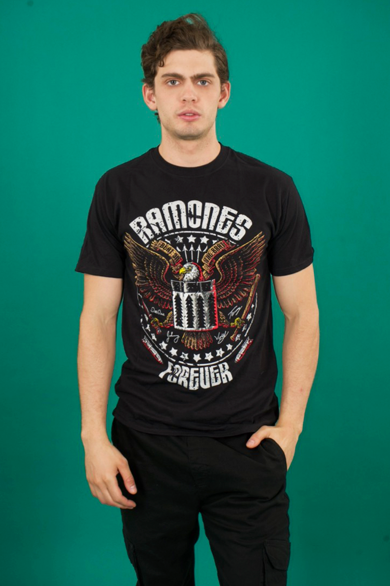 PLAYERA HOMBRE RAMONES FOREVER Toxic Mexico